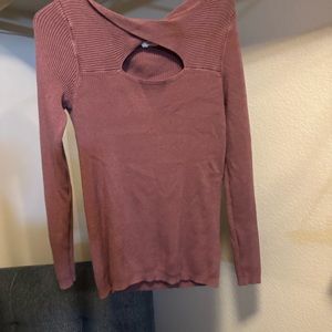 Woman’s long sleeve shirt